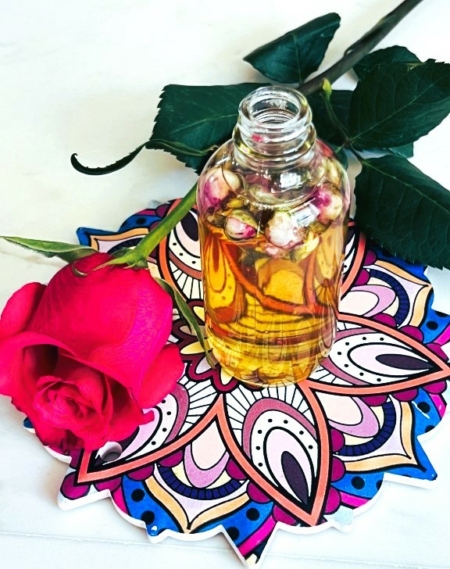 rose and jasmine hydrating oil